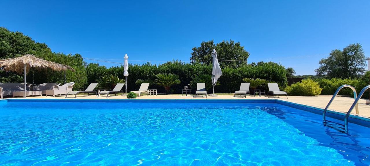 Bed And Breakfast La Terrazza Cisternino Exteriör bild