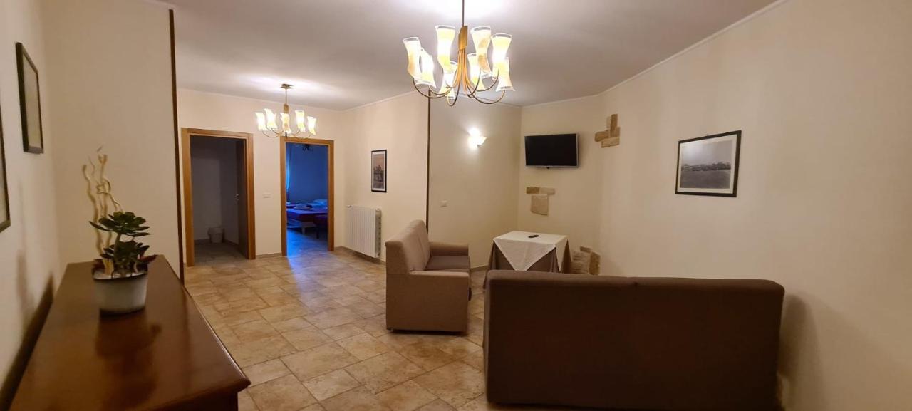 Bed And Breakfast La Terrazza Cisternino Exteriör bild